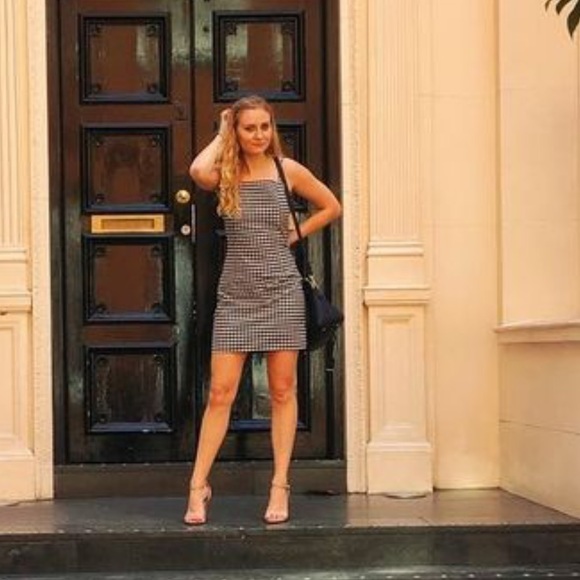 Gingham Dress - Picture 2 of 10